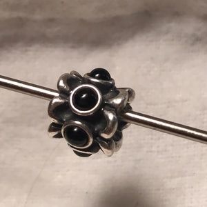 Pandora Curled Flower Petals & Black Stone